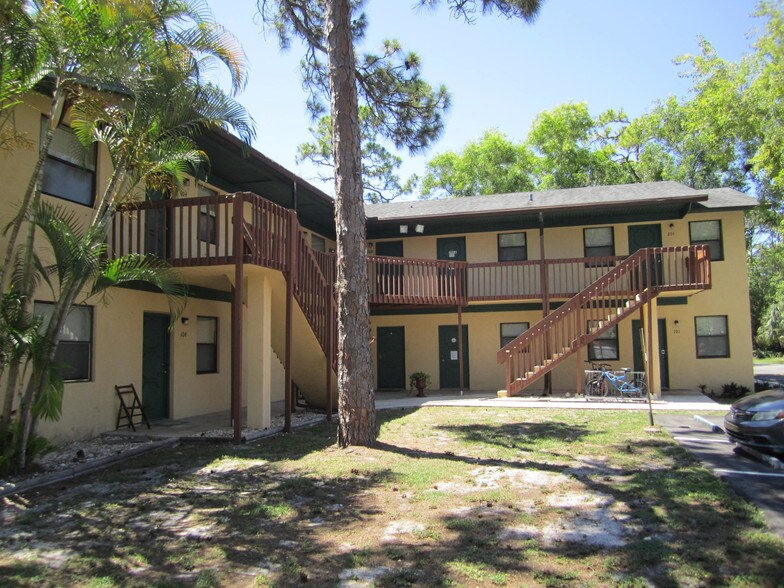 More Photos Of 4655 Wellman Trl, Lake Worth Apartments For Sale