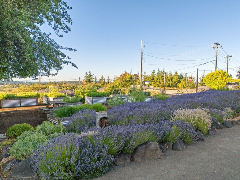 More Photos Of 101 Provence View Ln, Sequim Restaurant For Sale
