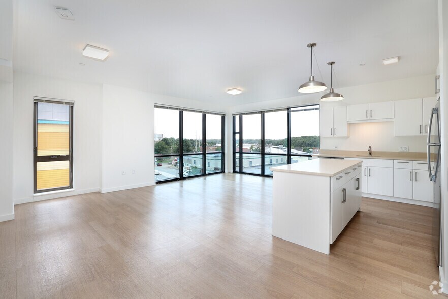 More Photos Of 199-211 Rantoul St, Beverly Apartments For Lease