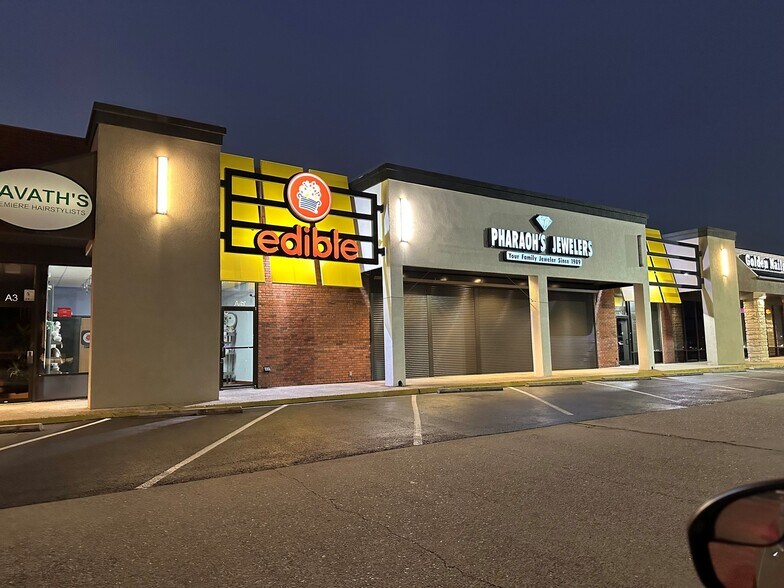 More Photos Of 5702 S Staples, Corpus Christi Unknown For Lease