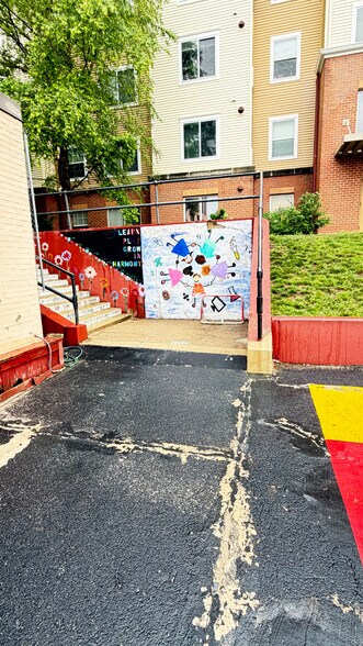 More Photos Of 62 T Street NE, Washington Schools For Lease
