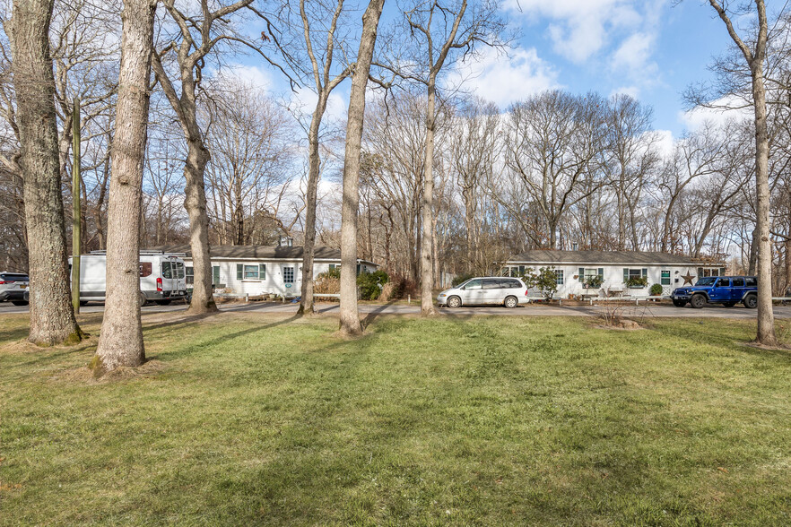 Primary Photo Of 240 Montauk Hwy, East Hampton Apartments For Sale