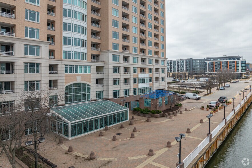 More Photos Of 23 Pierside Dr, Baltimore Apartments For Lease