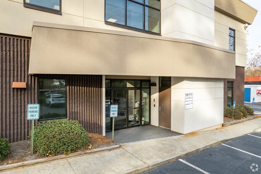 More Photos Of 130 Technology Pky, Peachtree Corners Office Residential For Lease