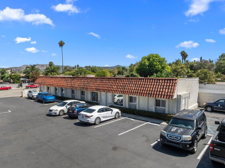 More Photos Of 1027 E Grand Ave, Escondido Medical For Lease