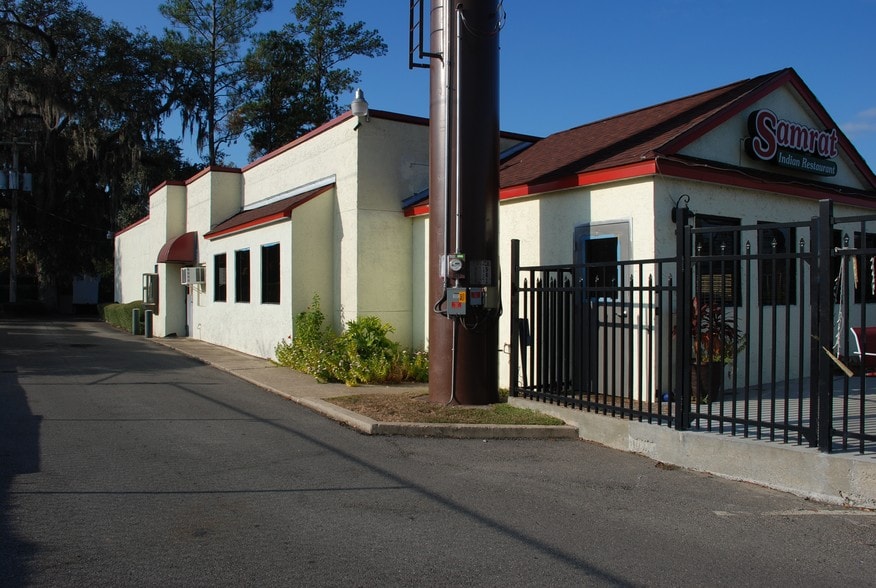 More Photos Of 2529 Apalachee Pky, Tallahassee Restaurant For Lease