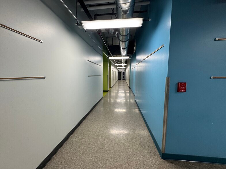 More Photos Of 1846 E 64th Ave, Anchorage Specialty For Sale