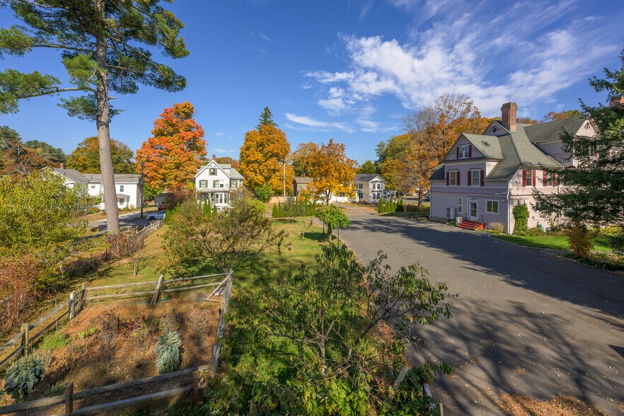 More Photos Of 518 Main St, Great Barrington Hospitality For Sale