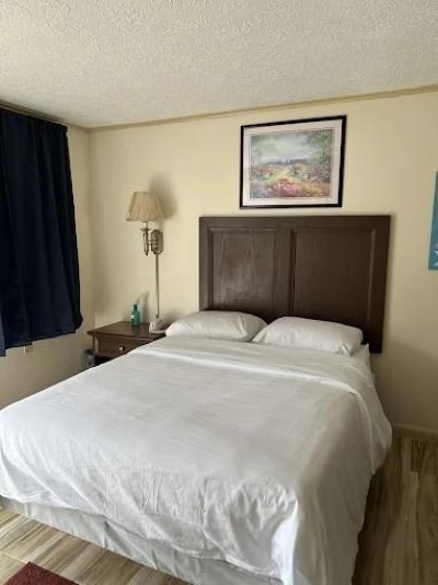 More Photos Of 7909 National Pike, Uniontown Hotel For Sale