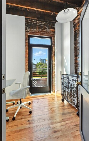 More Photos Of 1459 Bagley St, Detroit Coworking Space