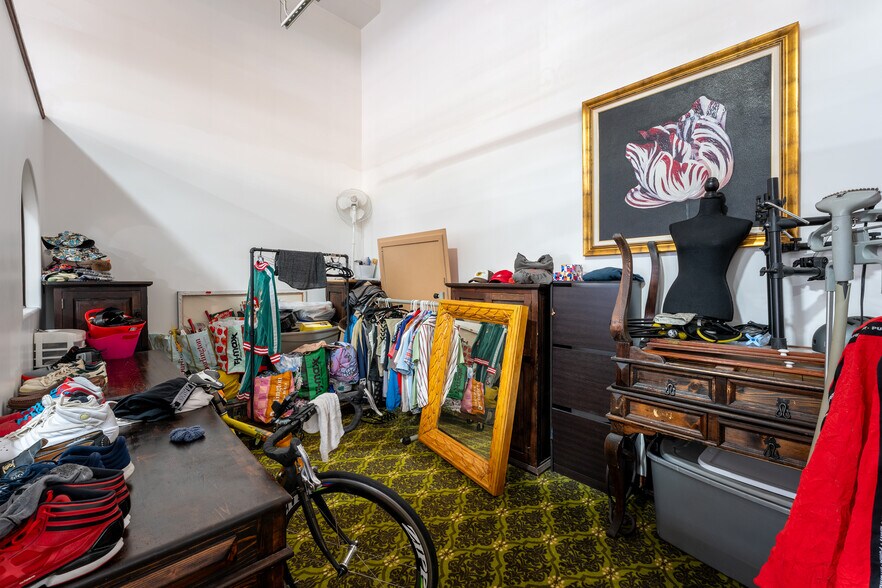 More Photos Of 427 9th Ave, San Diego Apartments For Sale