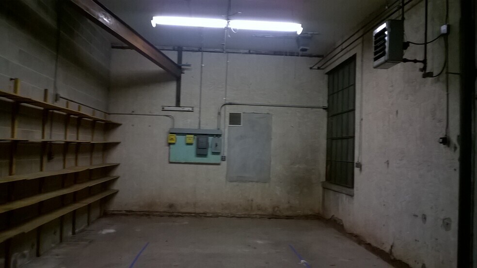 More Photos Of 292 Green St, Royersford Industrial For Sale