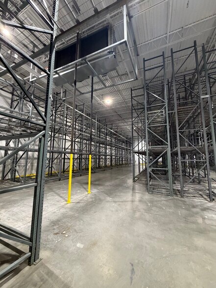 More Photos Of 6422 Harney Rd, Tampa Refrigeration Cold Storage For Lease
