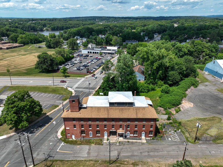 More Photos Of 35 Oakland St, Manchester Warehouse For Sale