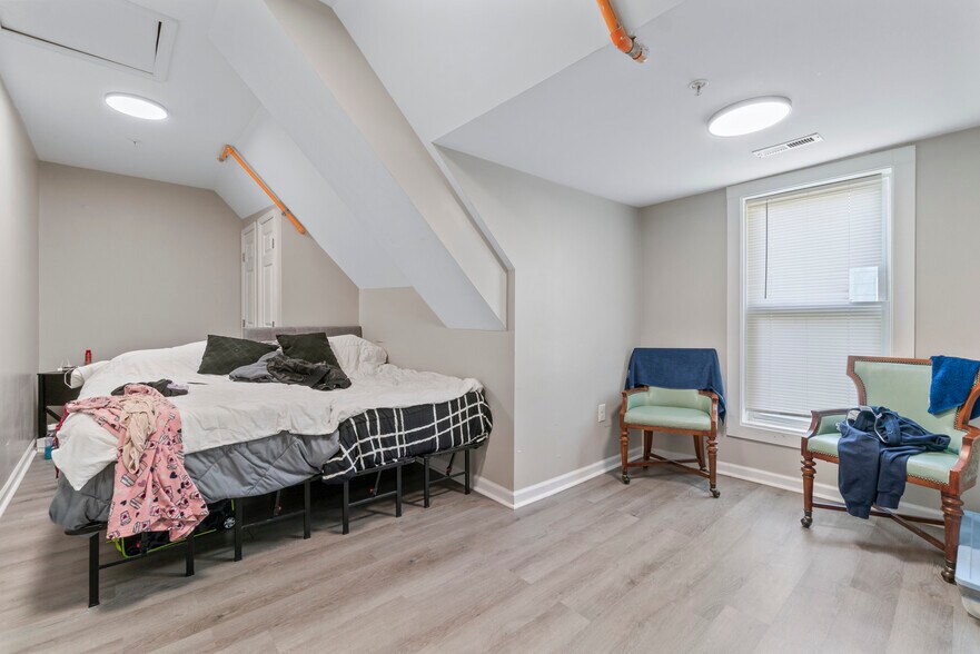 More Photos Of 3211 Batavia Ave, Baltimore Healthcare For Sale