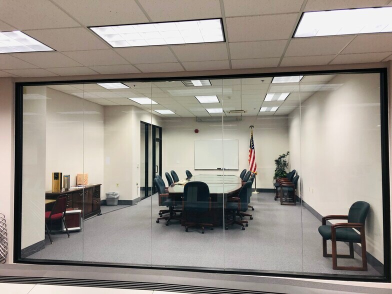 More Photos Of 130 N Main St, Butte Office For Sale