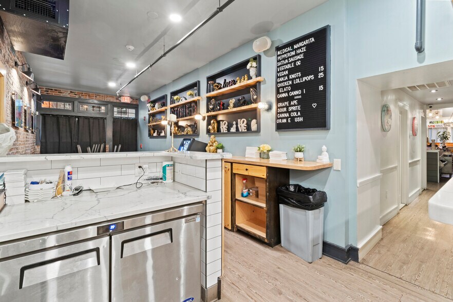 More Photos Of 700 S 5th St, Philadelphia Apartments For Sale