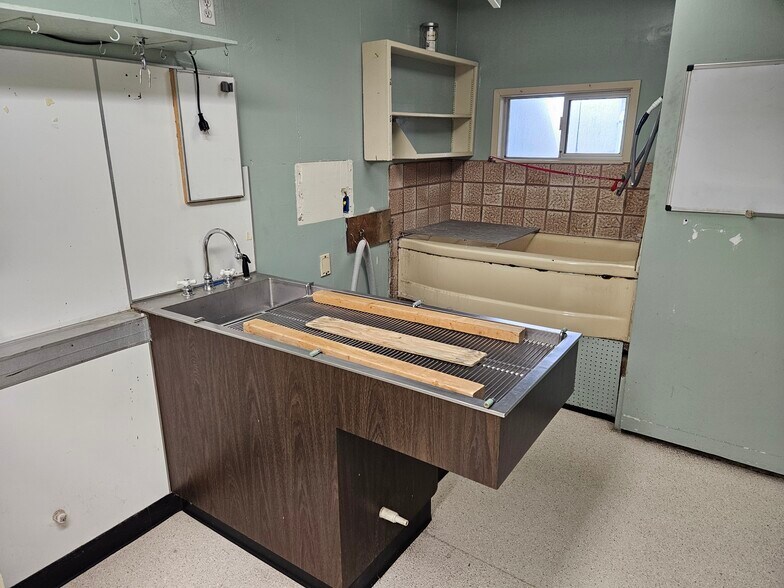 More Photos Of 101 W Hendy Ave, Sunnyvale Medical For Lease