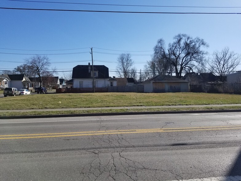 More Photos Of 2013-2029 Prospect St, Indianapolis Land For Sale