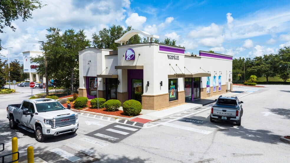 Primary Photo Of 1810 E Highway 50, Clermont Fast Food For Sale