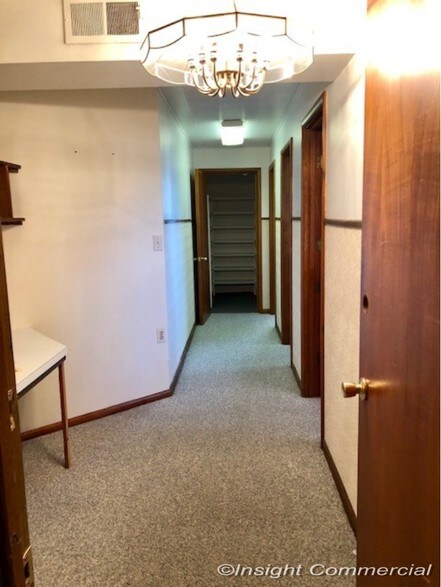 More Photos Of 801-809 NW Pershing Dr, Lawton Medical For Sale