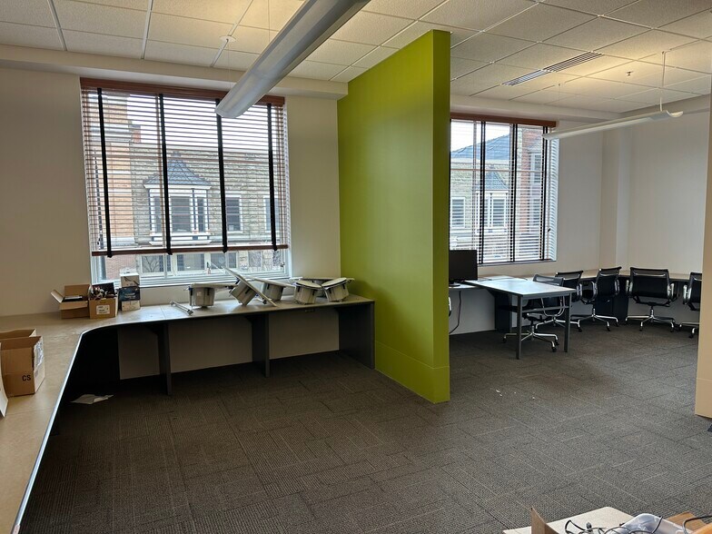 More Photos Of 85 E 8th St, Holland Medical For Sale