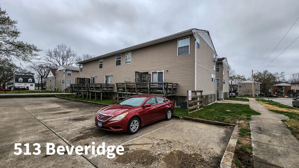 More Photos Of 600 S Washington St, Carbondale Apartments For Sale