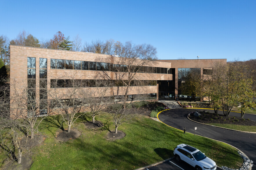 Primary Photo Of 100 Berwyn Park, Berwyn Office For Lease