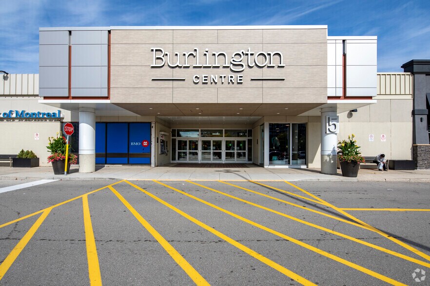 More Photos Of 777 Guelph Line, Burlington Storefront For Lease