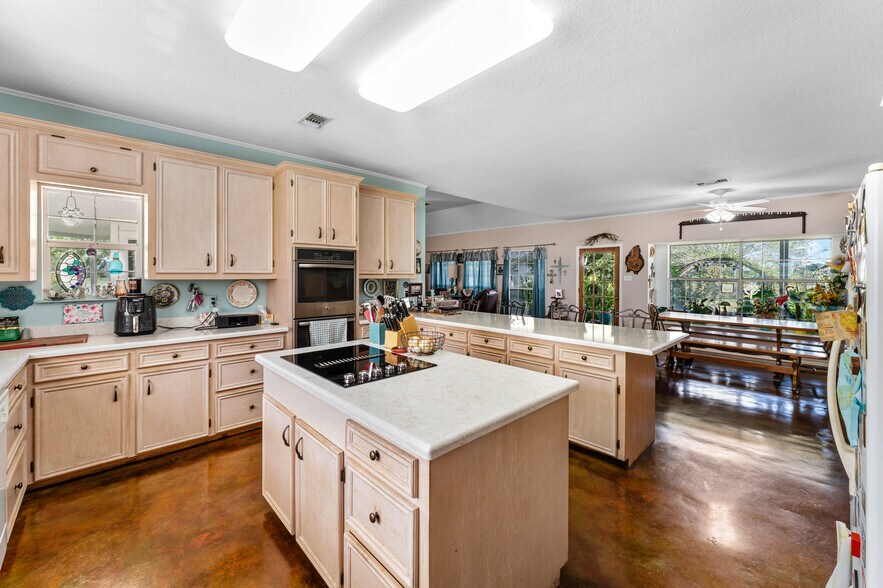 More Photos Of 14935 Highway 36, Needville Land For Sale