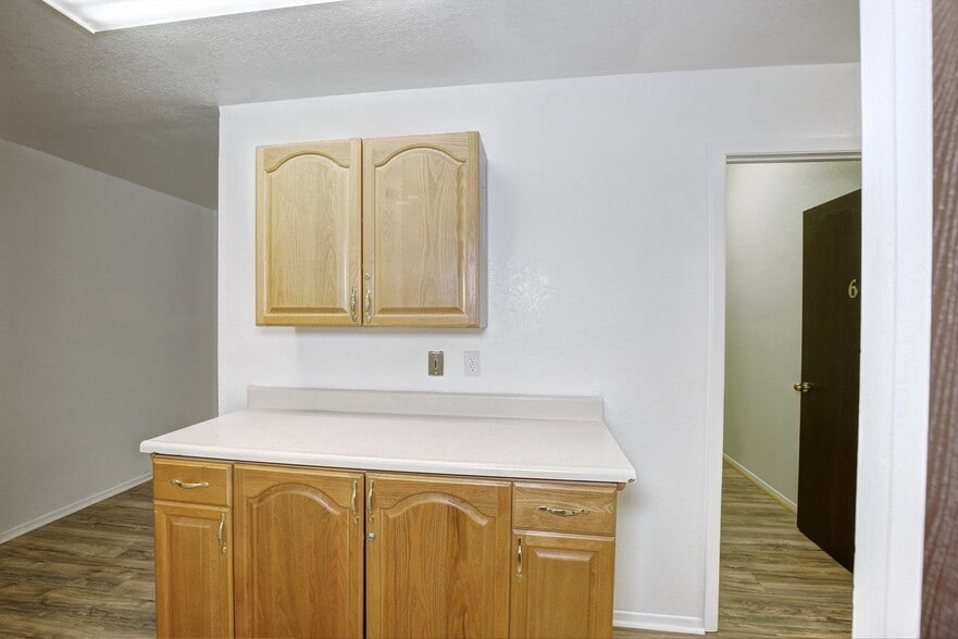 More Photos Of 404 W Main St, Payson Rehabilitation Center For Sale