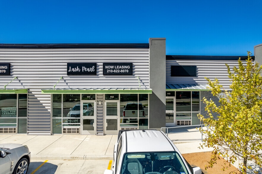 More Photos Of 8114 City Base Landing, San Antonio Unknown For Lease