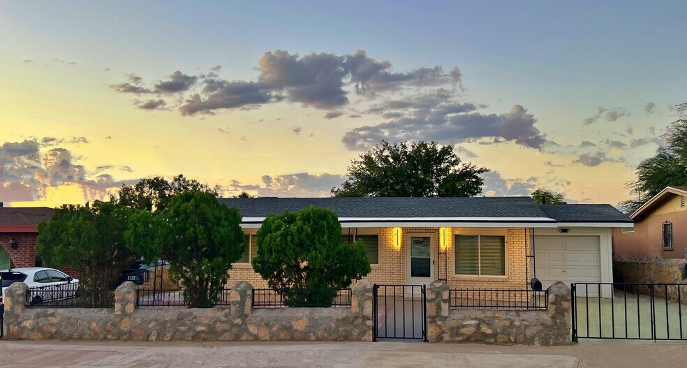 Primary Photo Of 7531 Wilcox Dr, El Paso Healthcare For Sale