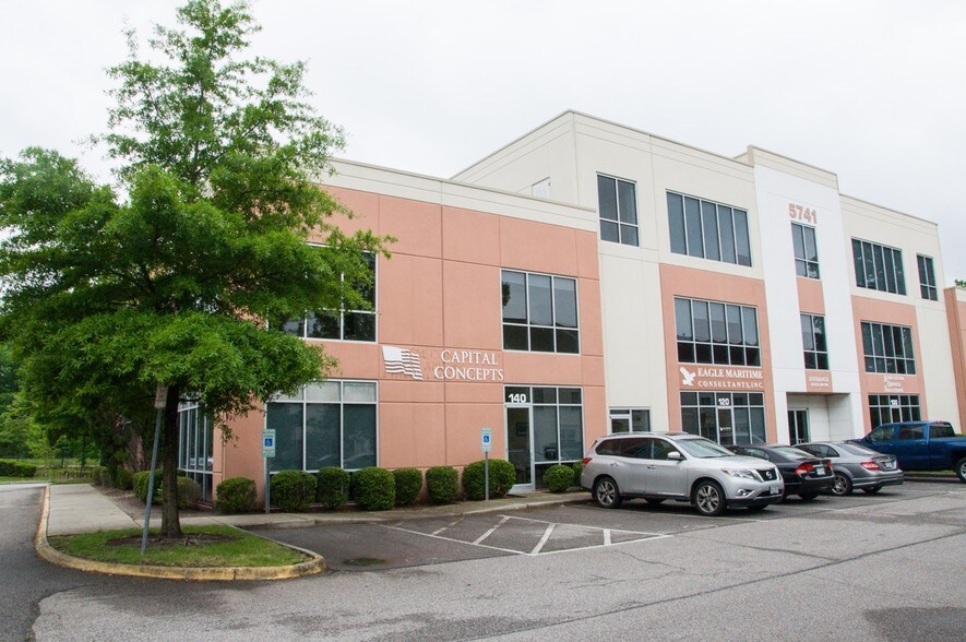 More Photos Of 5741 Cleveland St, Virginia Beach Office For Sale