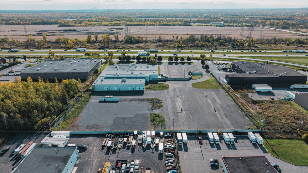 More Photos Of 5250 Rue Armand-Frappier, Saint-hubert Warehouse For Sale