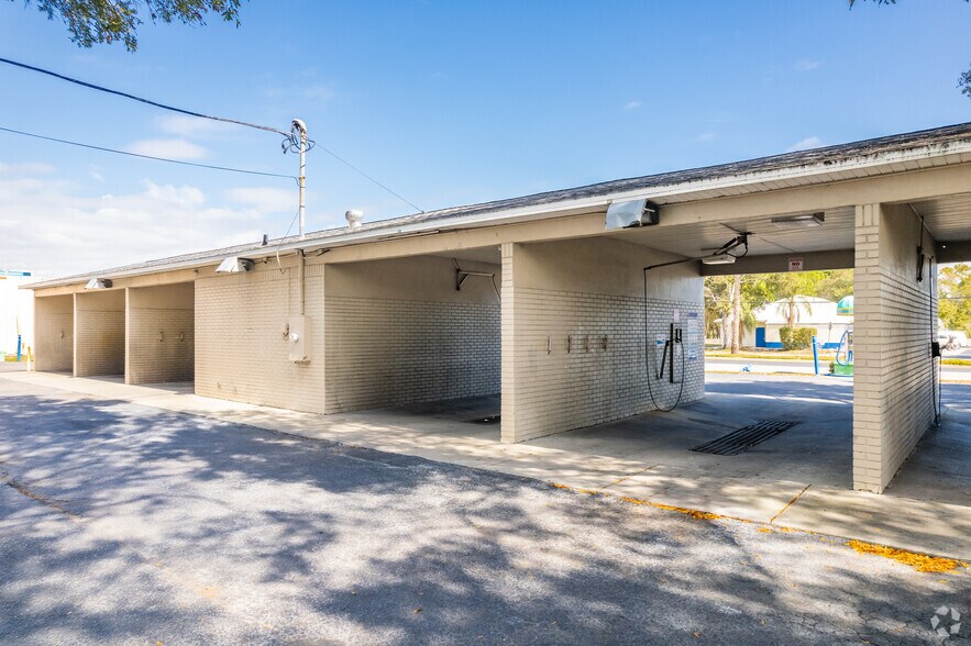 More Photos Of 1496 Seminole Blvd, Largo Carwash For Sale