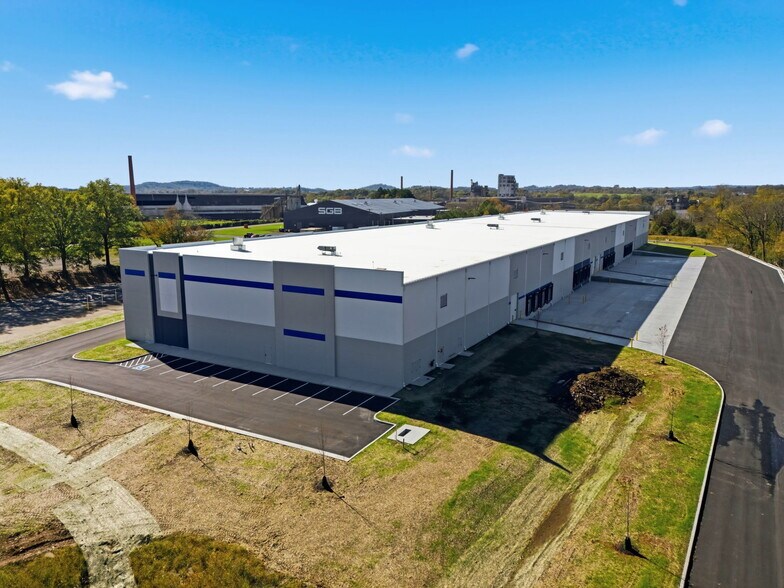 More Photos Of 100 Spontex Dr, Columbia Warehouse For Lease