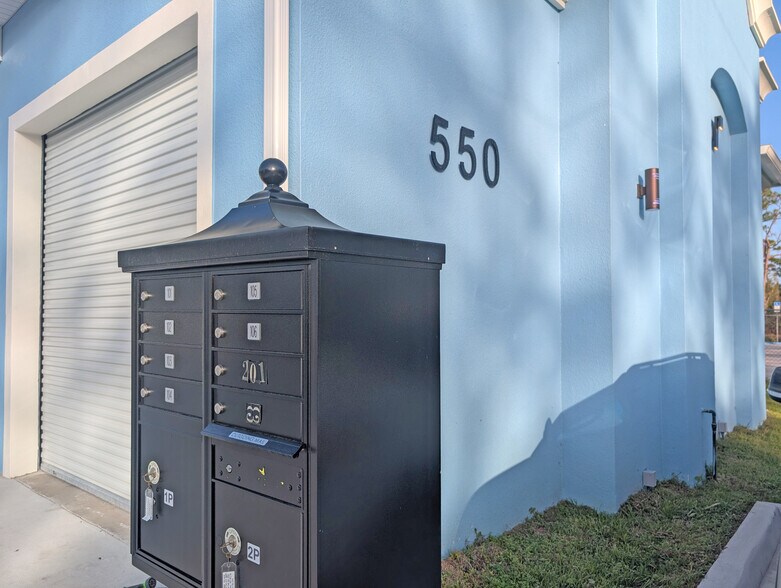 More Photos Of 550 Martin Road, Palm Bay Flex For Lease