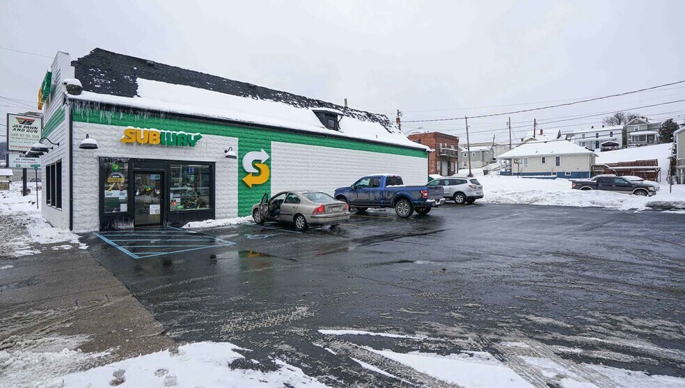 More Photos Of 822 W Pike St, Clarksburg Fast Food For Sale