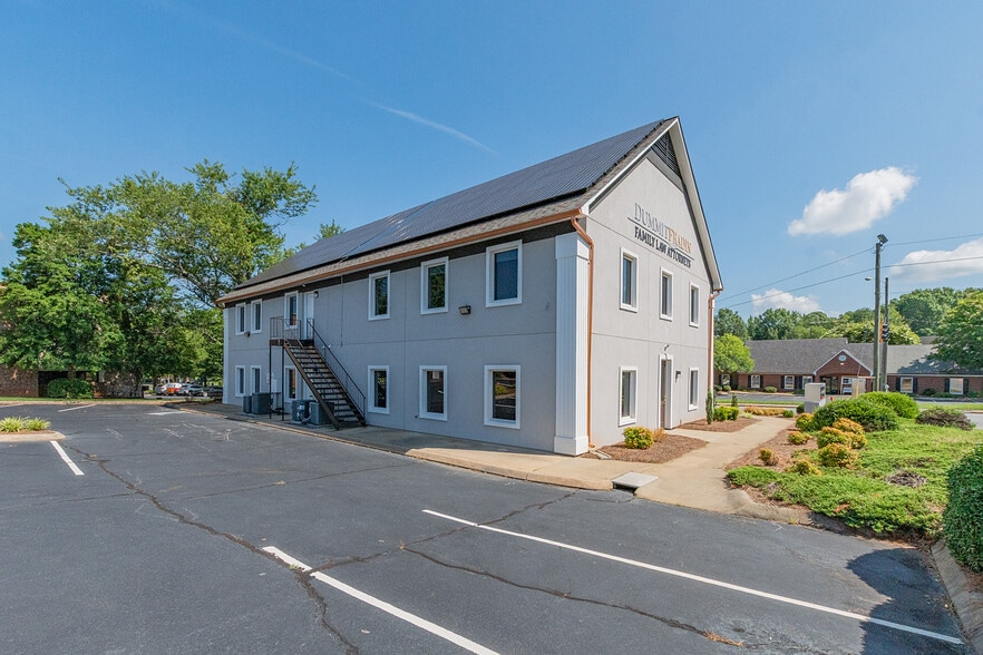 More Photos Of 3400 Healy Dr, Winston-Salem Office For Sale