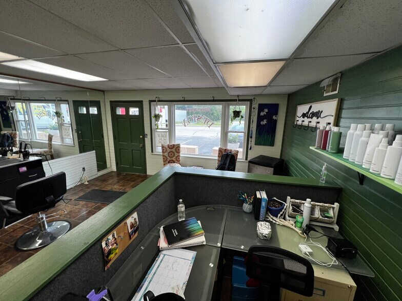 More Photos Of 531 Old State Route 74, Cincinnati General Retail For Sale