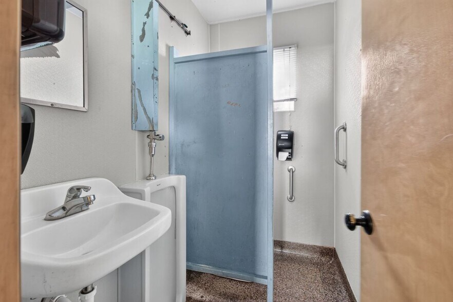 More Photos Of 133 E Main St, Embarrass Specialty For Sale