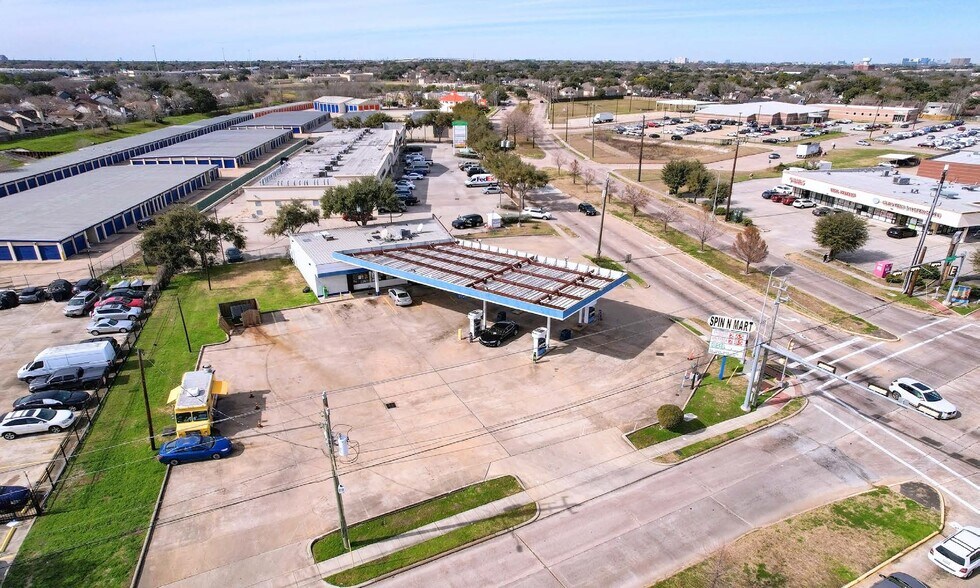 More Photos Of 12400 S Gessner Dr, Houston Convenience Store For Sale