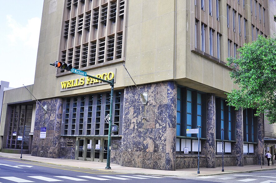 More Photos Of 61 St. Joseph St, Mobile Office For Lease