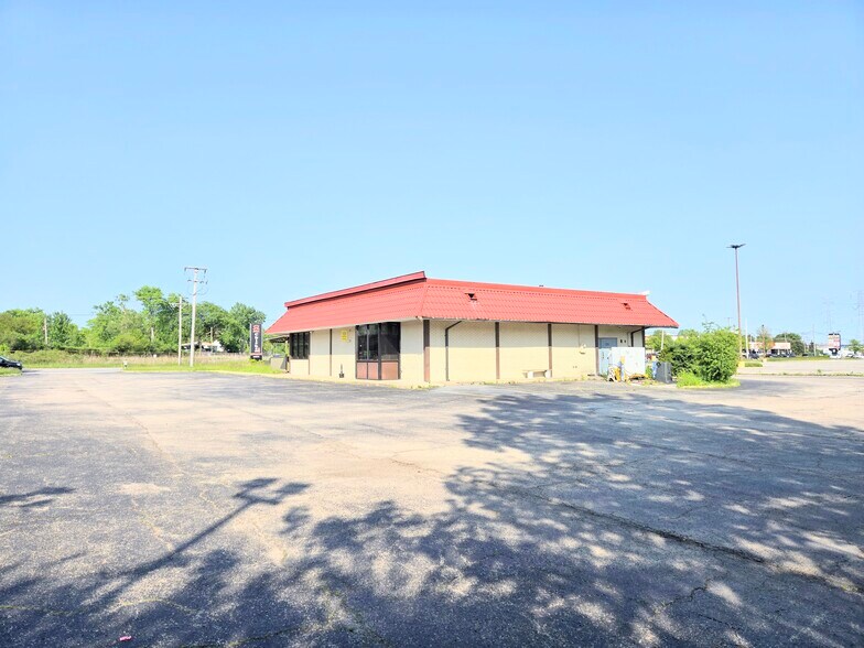 More Photos Of 9850 Milwaukee Ave, Glenview Fast Food For Sale