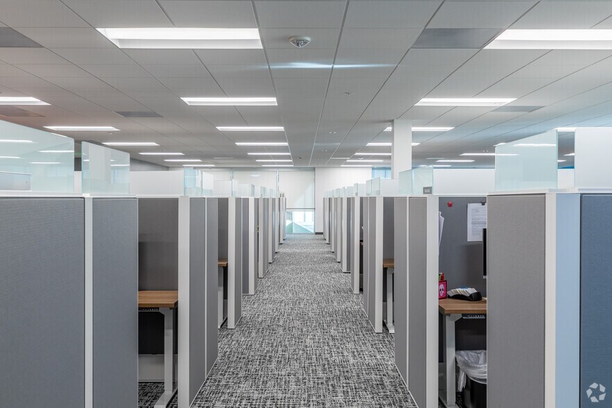 More Photos Of 2300 Boswell Rd, Chula Vista Office For Lease