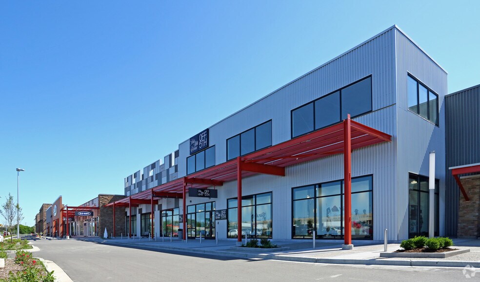 More Photos Of 11500 W Burleigh St, Wauwatosa Storefront For Lease