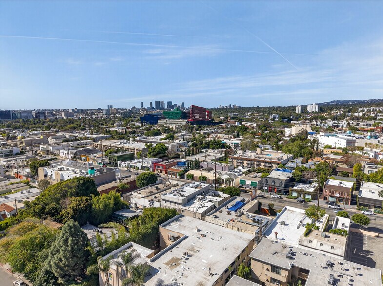More Photos Of 910 N La Cienega Blvd, Los Angeles Storefront Retail Office For Sale