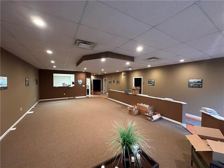 More Photos Of 2247 Babcock Blvd, Pittsburgh Office For Lease