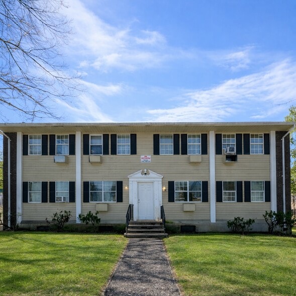 Primary Photo Of 44 Angel Dr, Waterbury Multifamily For Sale